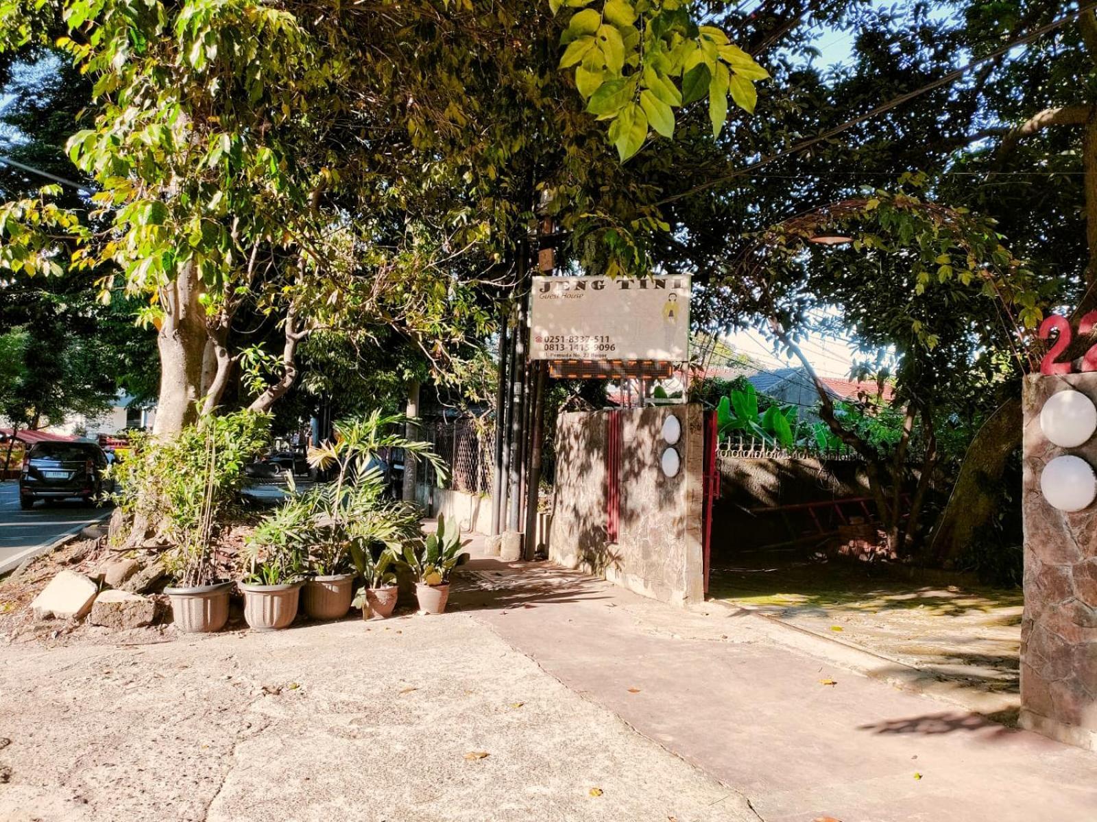 Jeng Tini Guest House Bogor Exterior foto